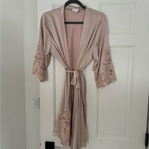Le Rose Blush Silk Robe